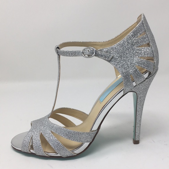 betsy johnson silver heels